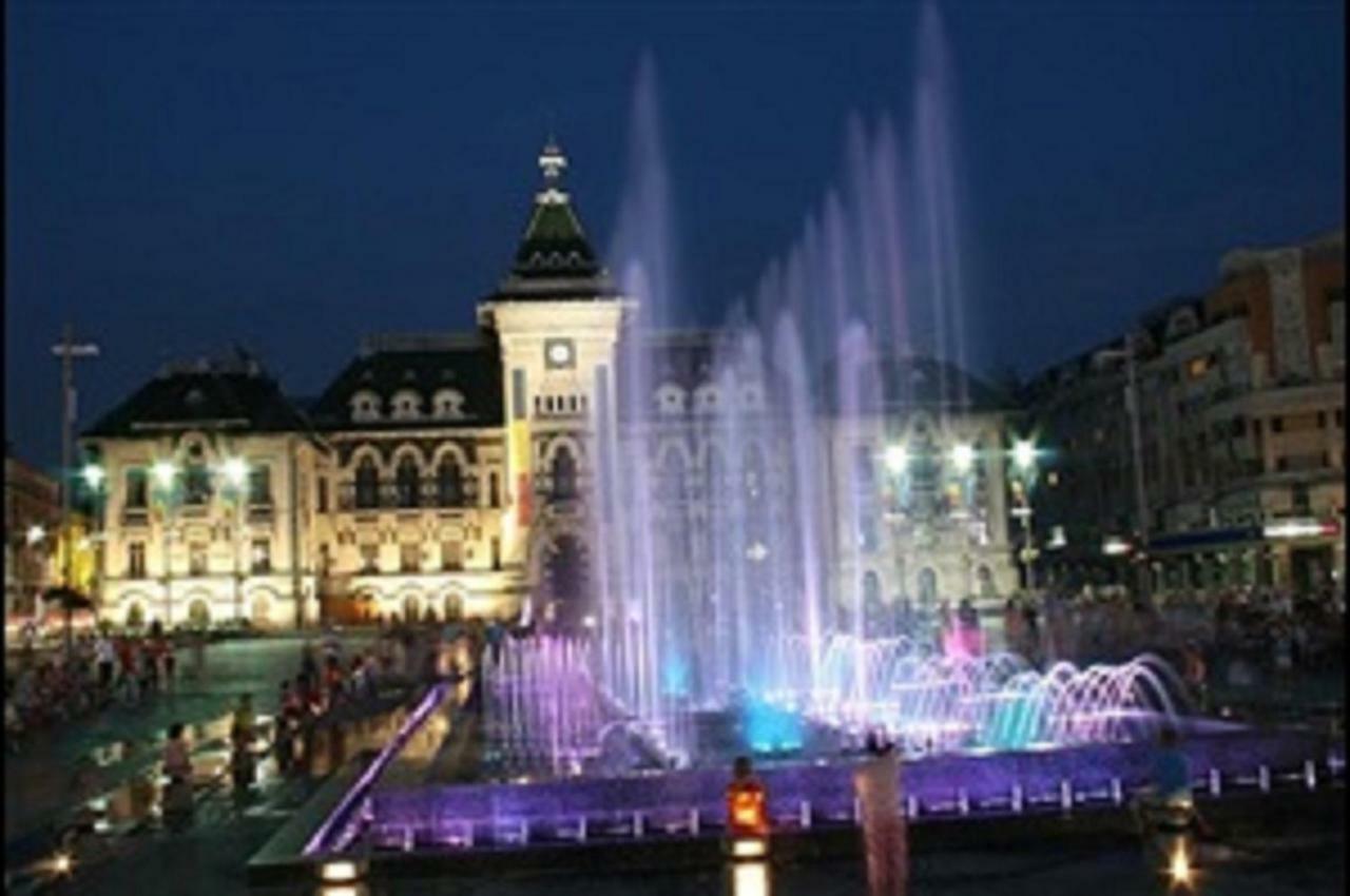 Still Apartament Craiova Extérieur photo